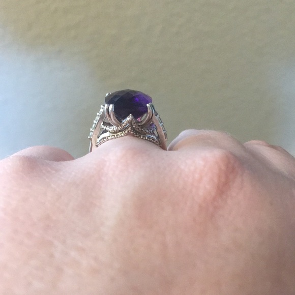 8.5 ctw purple amethyst Rhodium over sterling silver - Picture 9 of 9